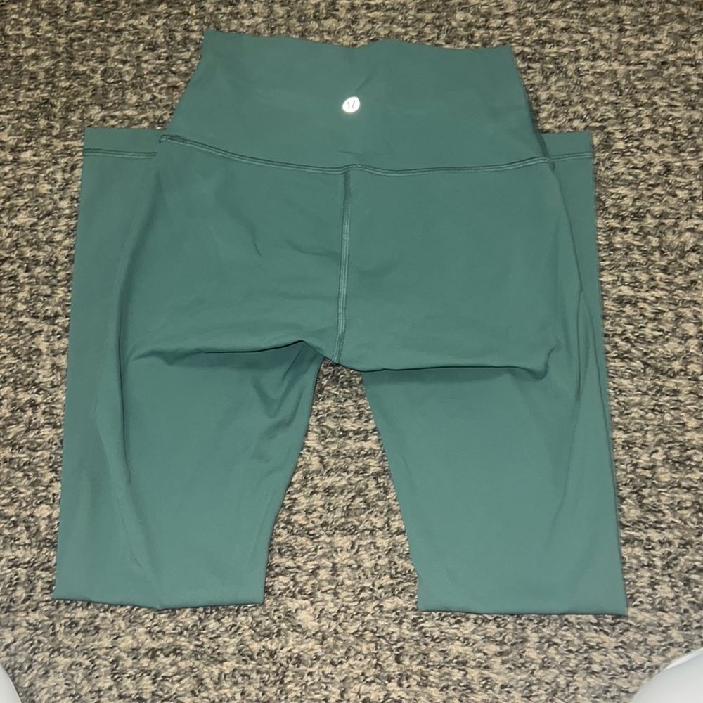 Turquoise lululemon leggings